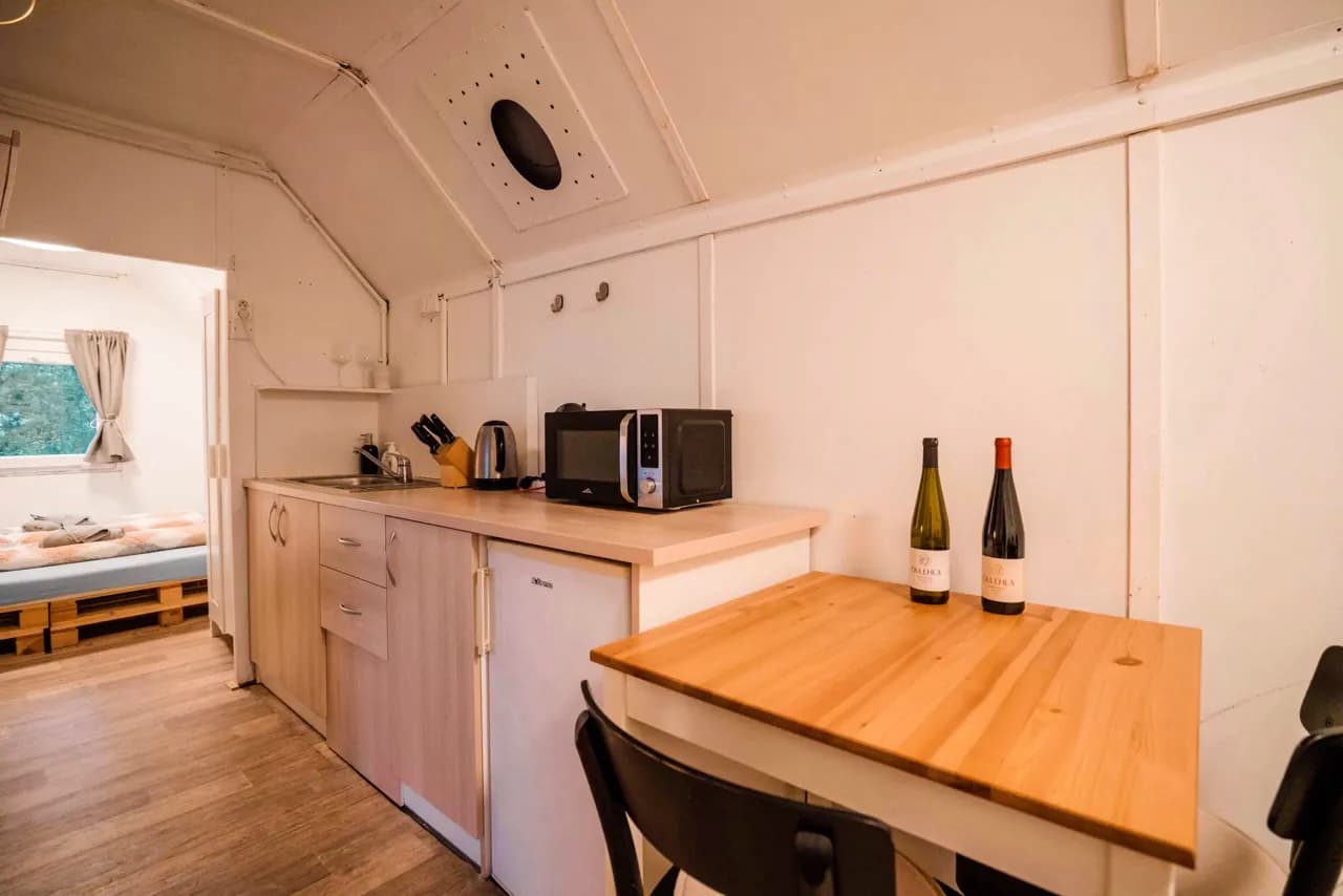 Maringotka Olivie – image 4