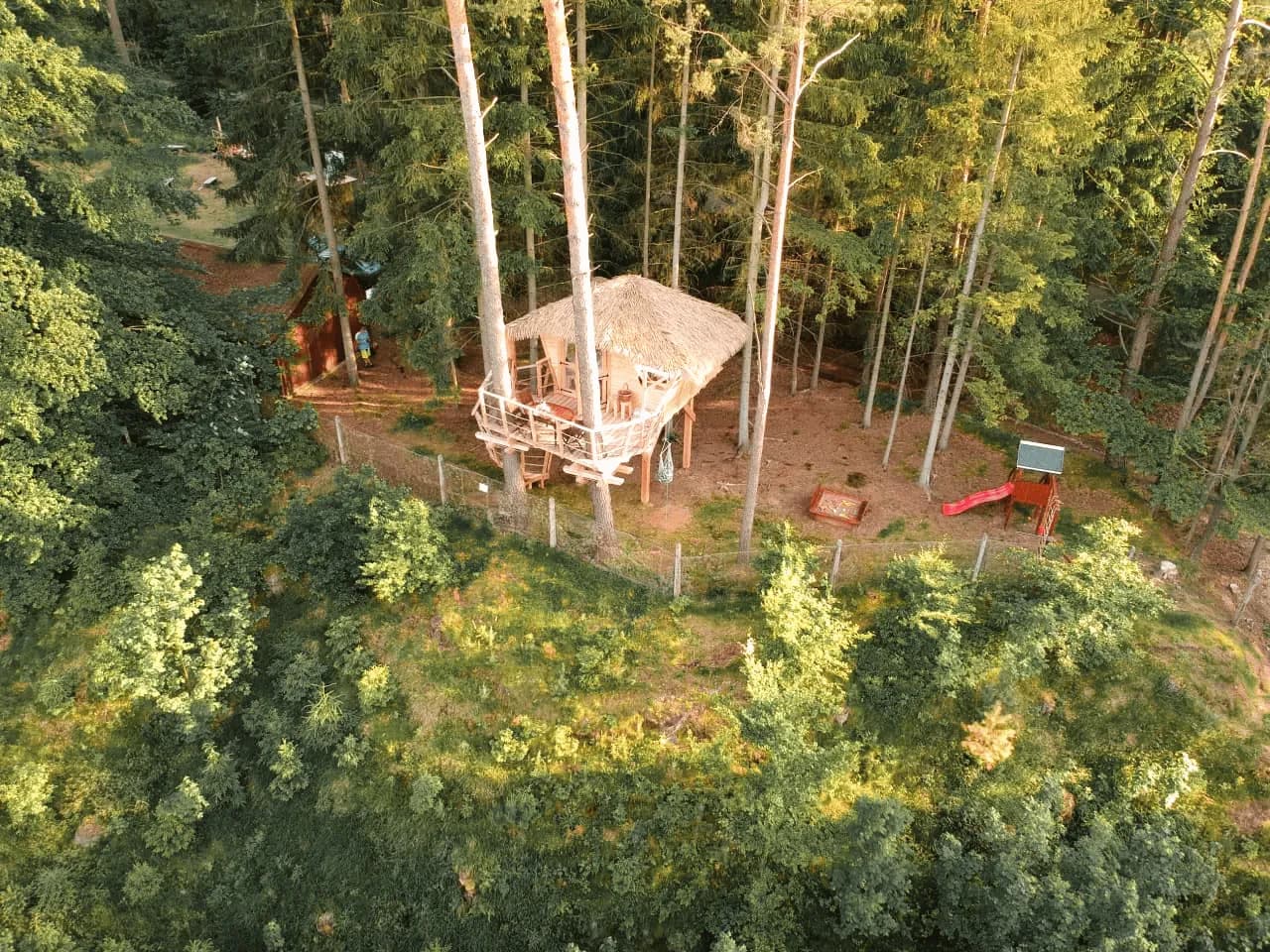 Treehouse U Rybníka – image 4
